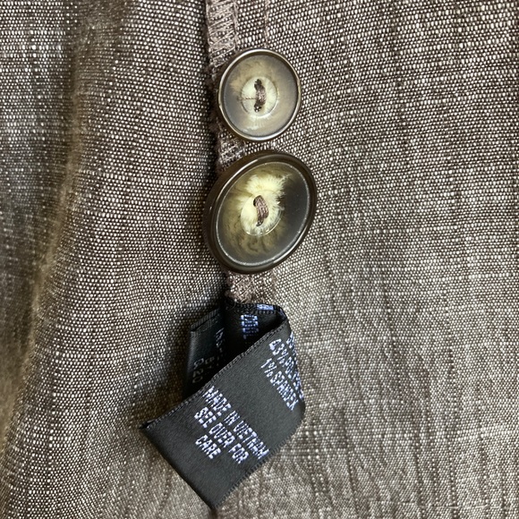 Fitted doubles breasted vest - Picture 4 of 8